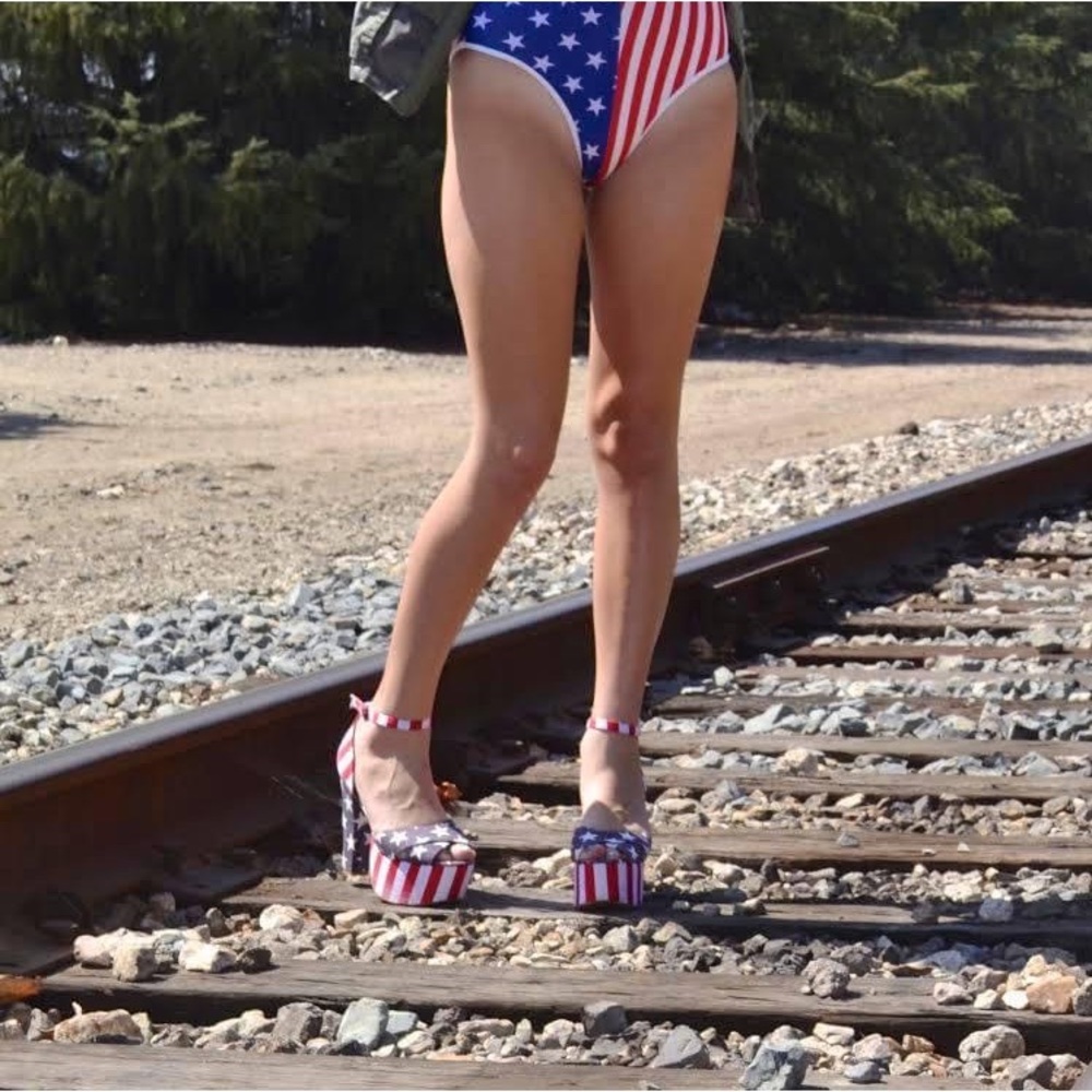 El Carmen Jeffrey Campbells | Size 10 M | Women’s Fourth of July Heels
